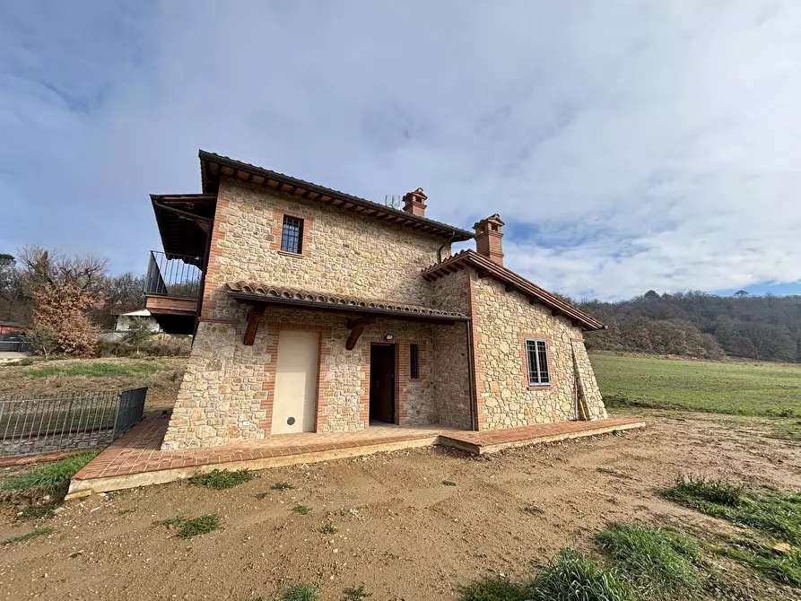 Immagine 4 di Villa in vendita  in Strada per il Puglia 103 a Collazzone