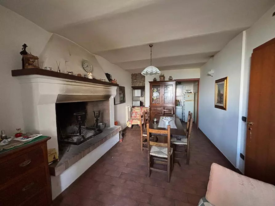 Immagine 8 di Casa semindipendente in vendita  in Via Conte di Torino a Collazzone