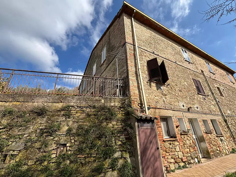 Immagine 7 di Villa in vendita  in Strada Gaglietolese 25 a Collazzone