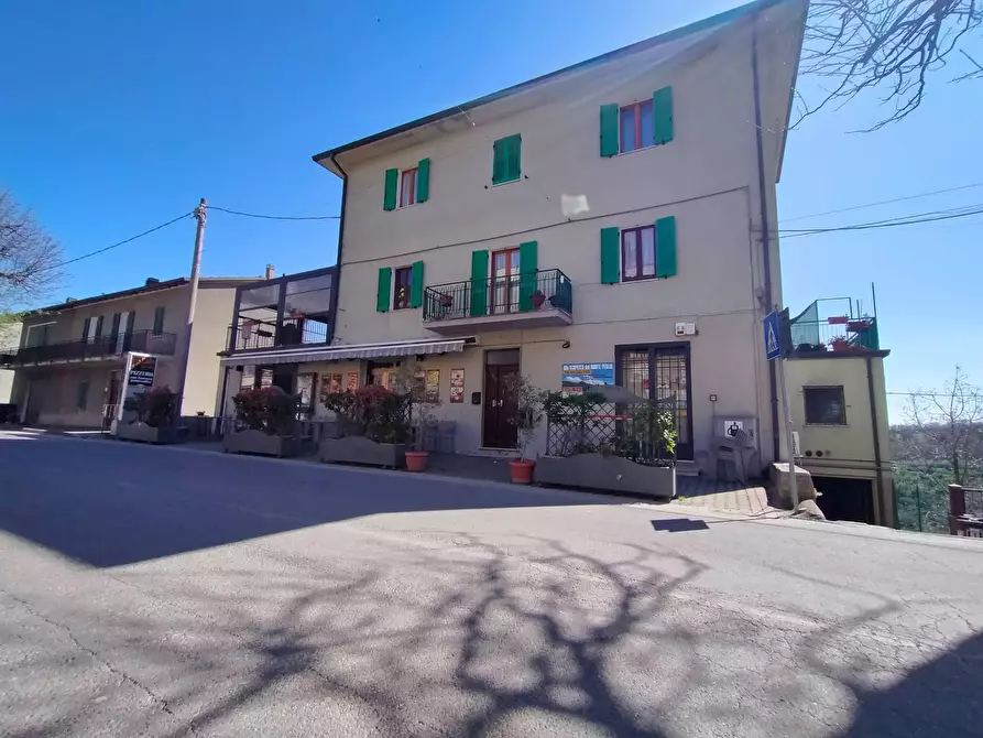 Immagine 2 di Casa indipendente in vendita  in via IV Novembre 66 a Montegabbione
