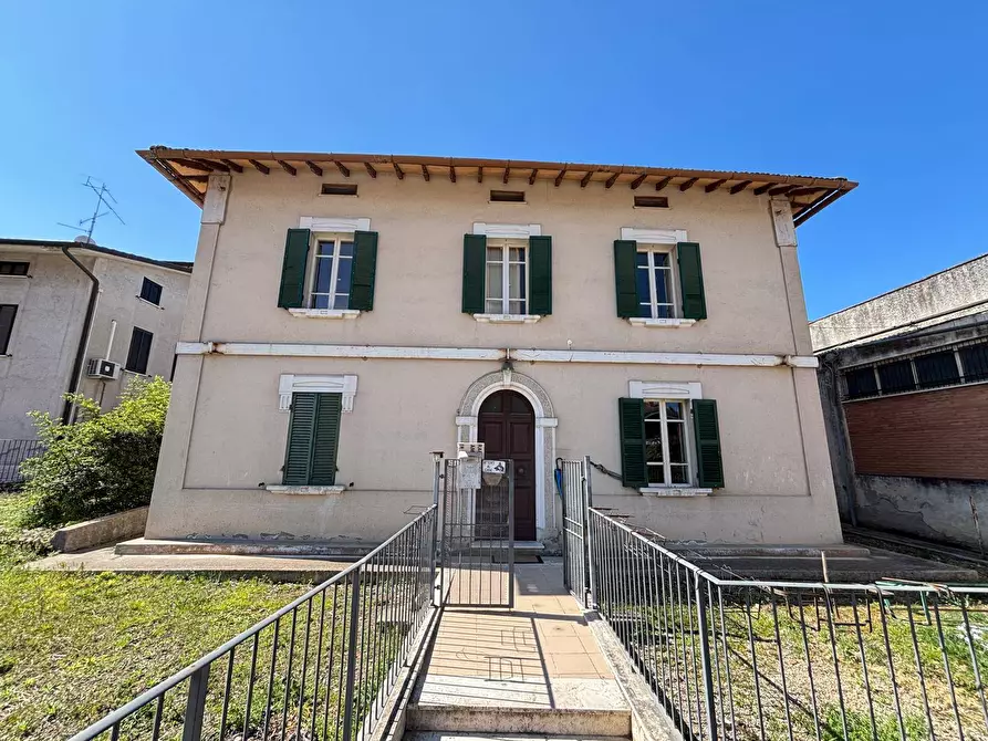 Immagine 1 di Casa indipendente in vendita  in Via XXIV Maggio 32 a Marsciano