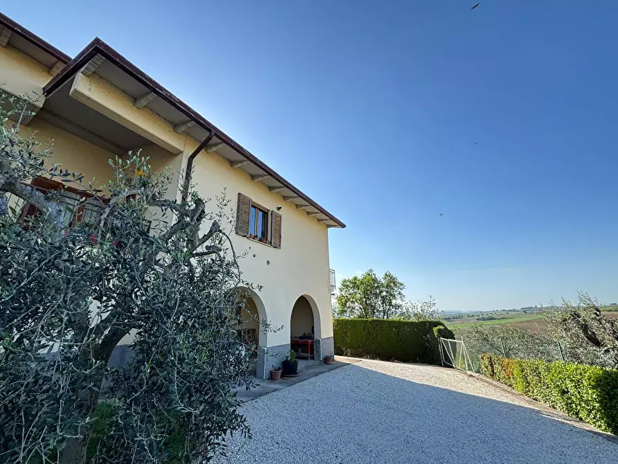 Immagine 1 di Appartamento in vendita  in Vocabolo Valcarone 104 a Marsciano