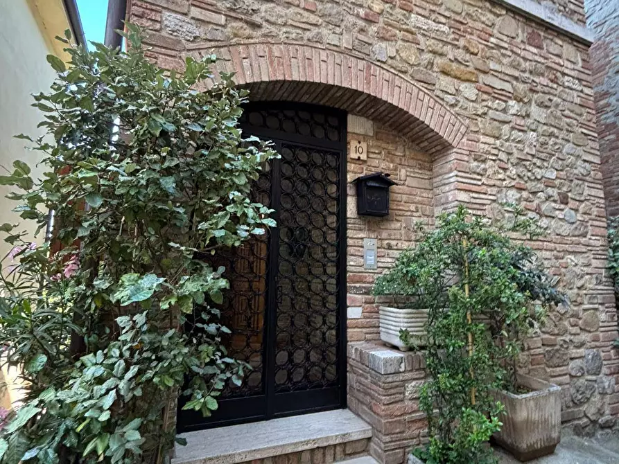 Immagine 9 di Casa indipendente in vendita  in Via Duca degli Abruzzi 10 a Collazzone