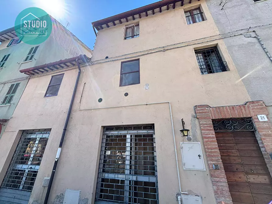 Immagine 2 di Casa semindipendente in vendita  in piazza della vittoria 21 a Marsciano