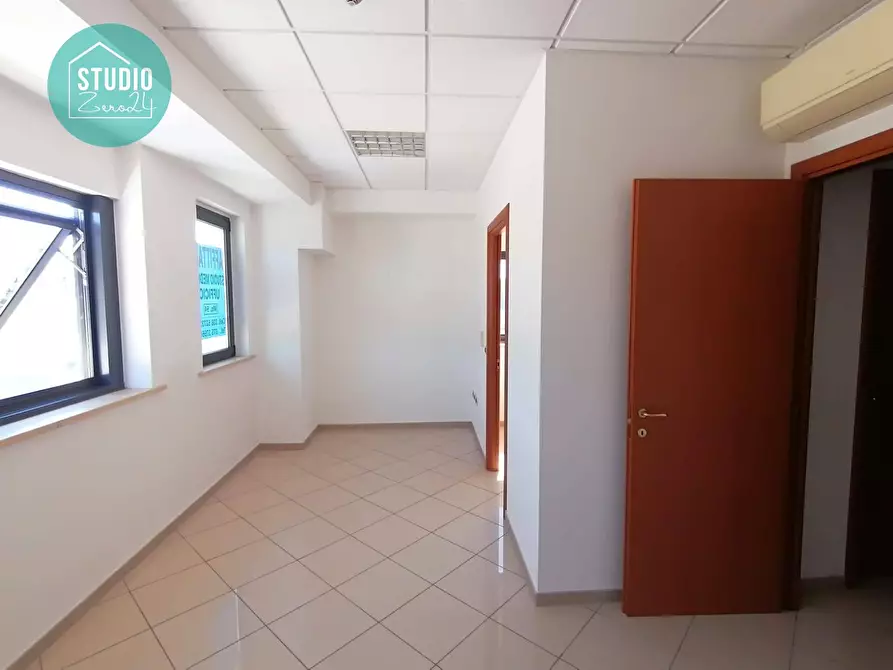 Immagine 18 di Ufficio in affitto  in via dell'osteria 91 a Collazzone