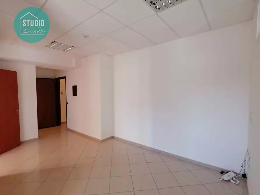 Immagine 8 di Ufficio in affitto  in via dell'osteria 91 a Collazzone