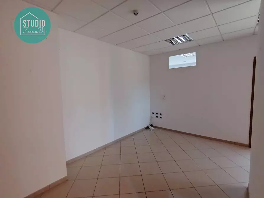 Immagine 9 di Ufficio in affitto  in via dell'osteria 91 a Collazzone