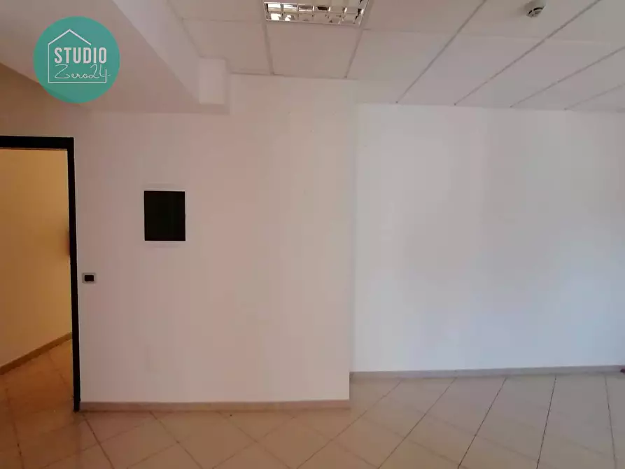 Immagine 12 di Ufficio in affitto  in via dell'osteria 91 a Collazzone