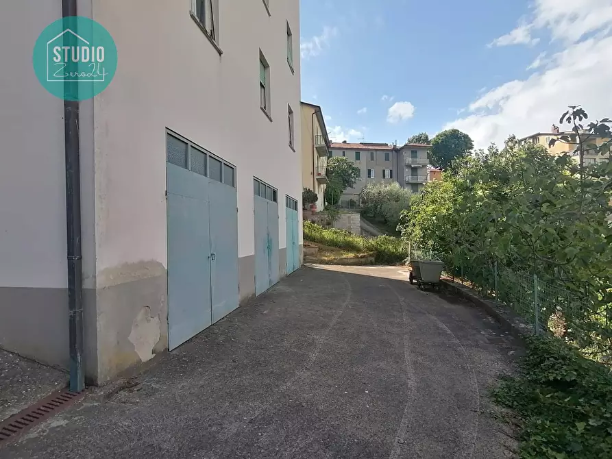 Immagine 15 di Appartamento in vendita  a San Venanzo