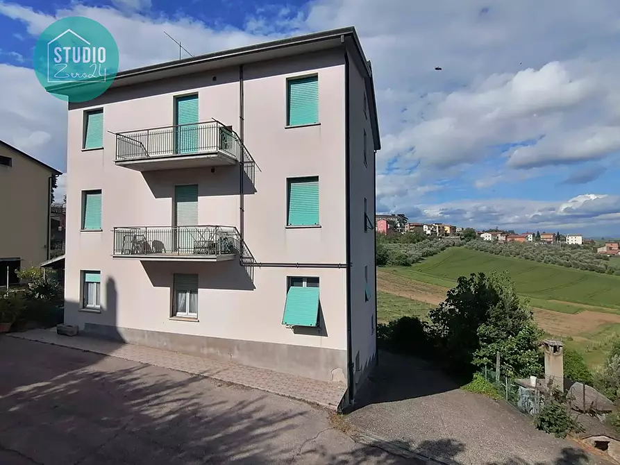 Immagine 1 di Appartamento in vendita  a San Venanzo