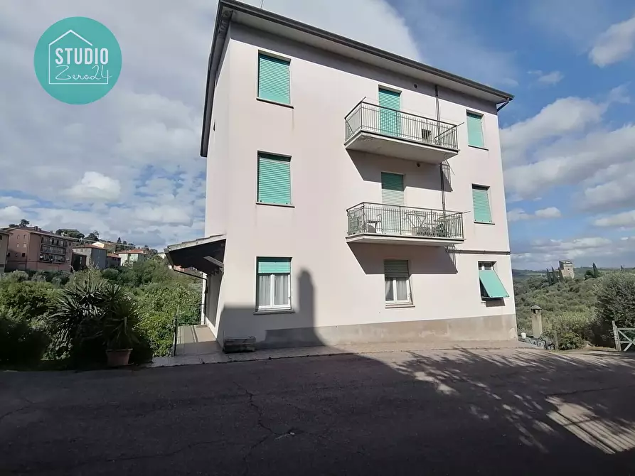 Immagine 1 di Appartamento in vendita  in dell' acquedotto 1 a Montegabbione