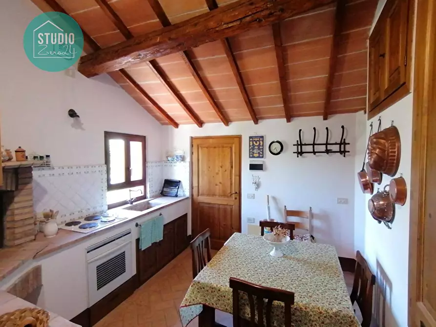Immagine 10 di Casa semindipendente in vendita  in via poggio aquilone 1 a San Venanzo