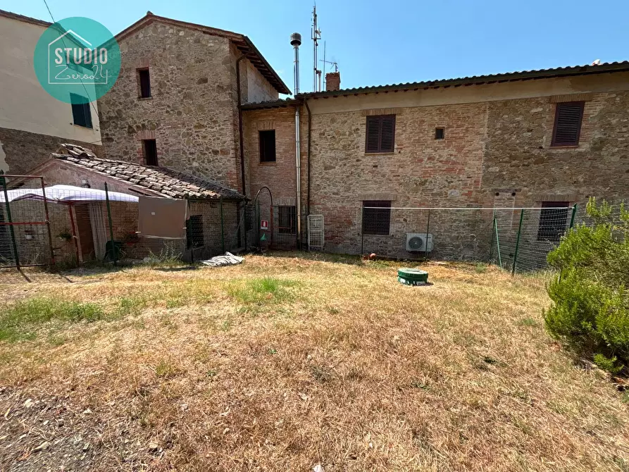 Immagine 11 di Casa semindipendente in vendita  in vocabolo osteria 70 a Marsciano