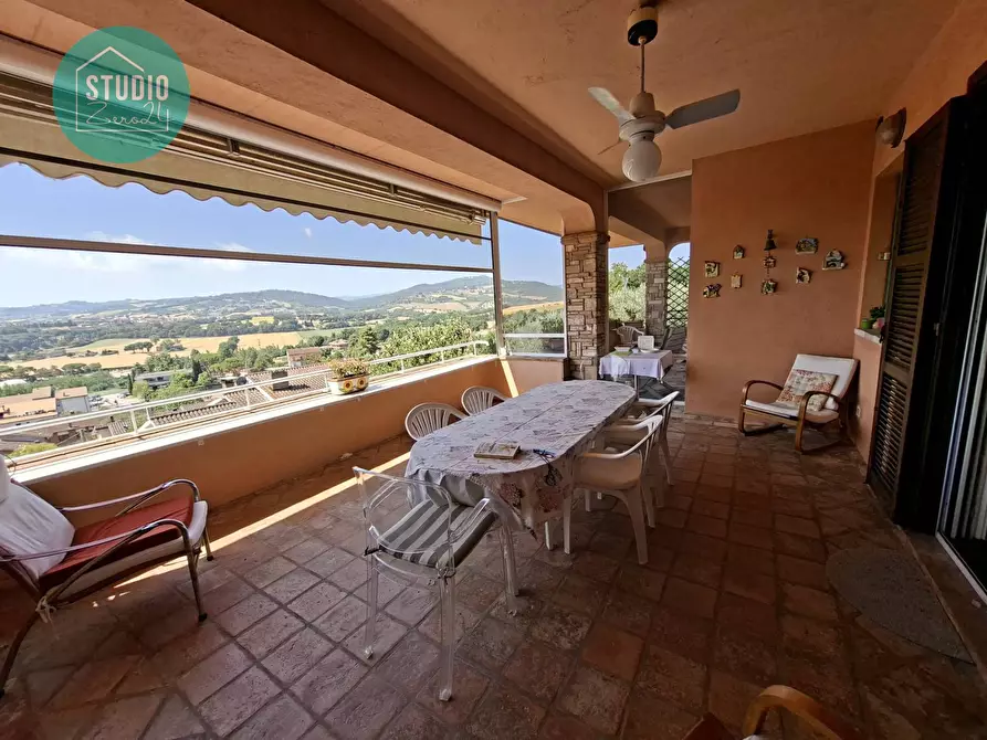 Immagine 43 di Villa in vendita  a Marsciano