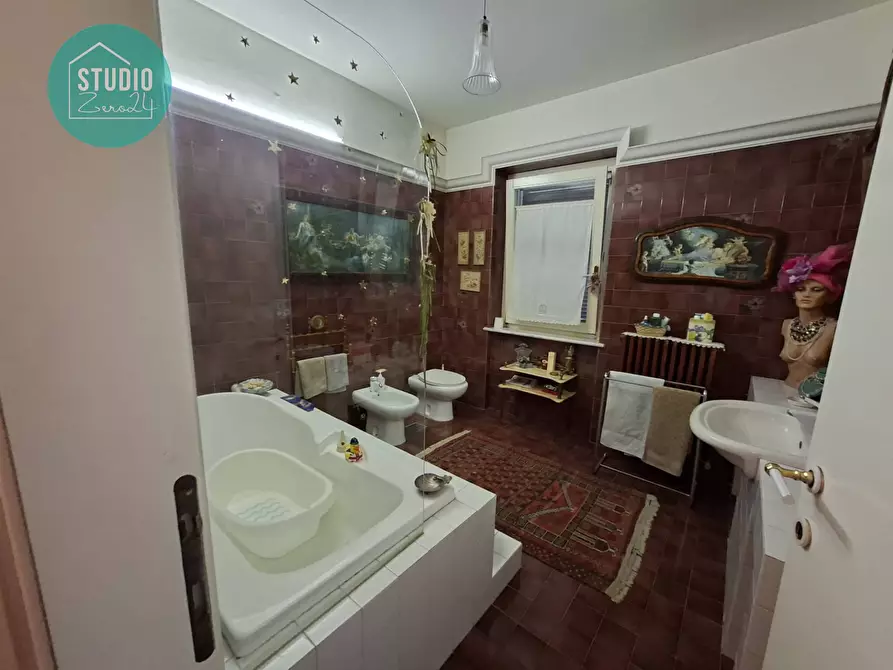 Immagine 52 di Villa in vendita  a Marsciano