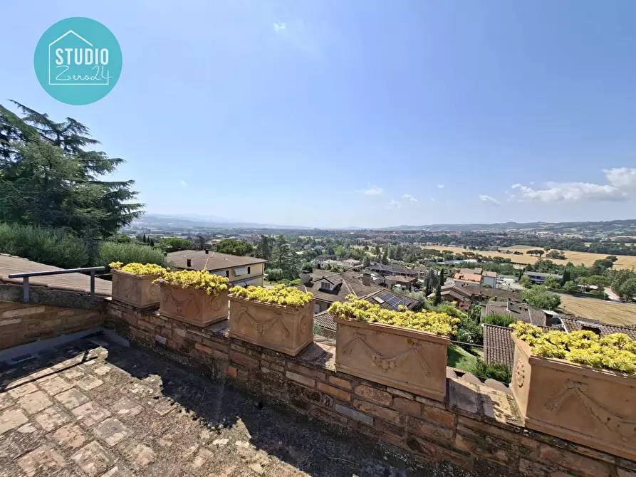 Immagine 69 di Villa in vendita  a Marsciano