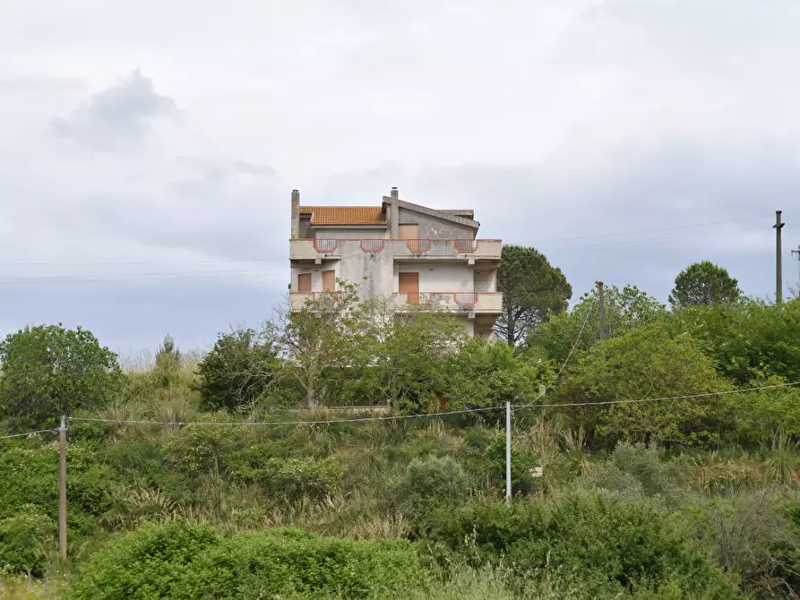 Immagine 1 di Villa in vendita  in CONTRADA POLLICARINI a Enna