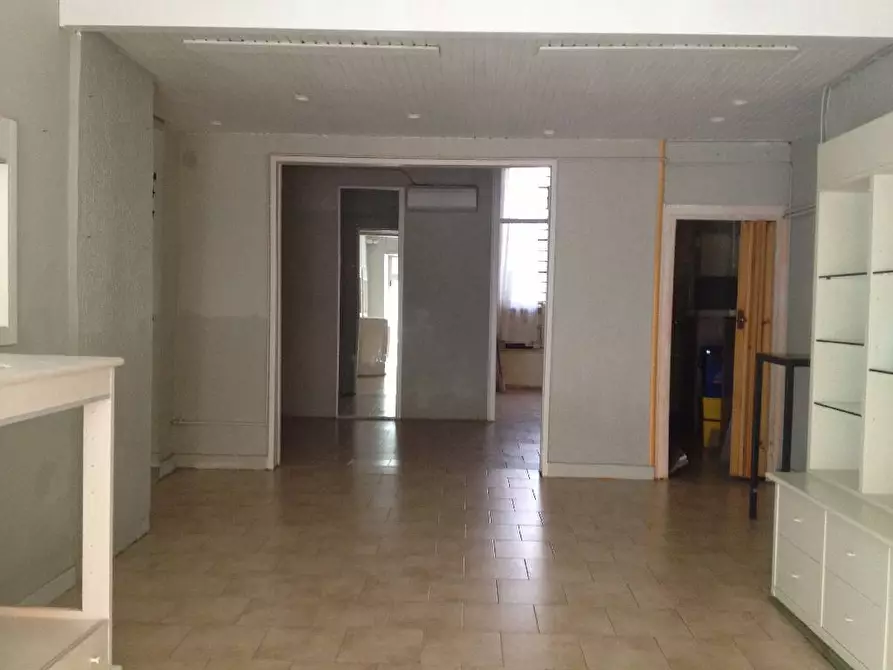 Immagine 3 di Negozio in affitto  in Via Calzolai 85 a Piacenza