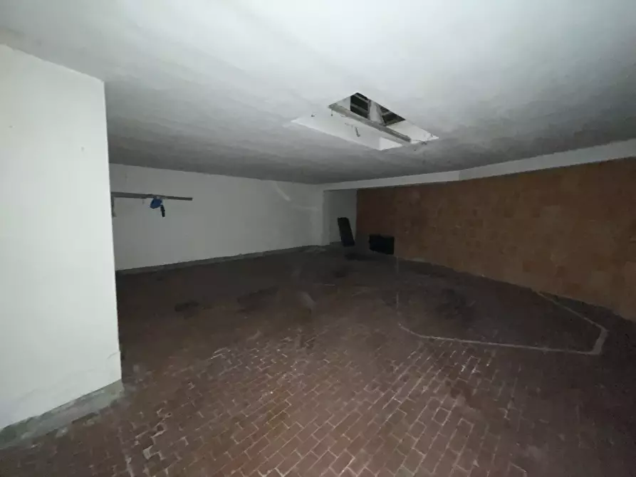 Immagine 6 di Box auto in affitto  in Via Teresiane a Piacenza