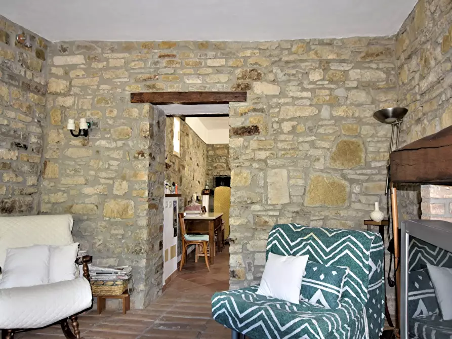 Immagine 10 di Casa indipendente in vendita  in Loc. Centomerli a Bobbio