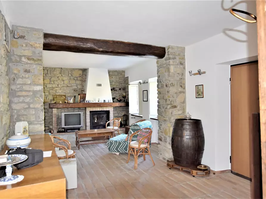 Immagine 11 di Casa indipendente in vendita  in Loc. Centomerli a Bobbio