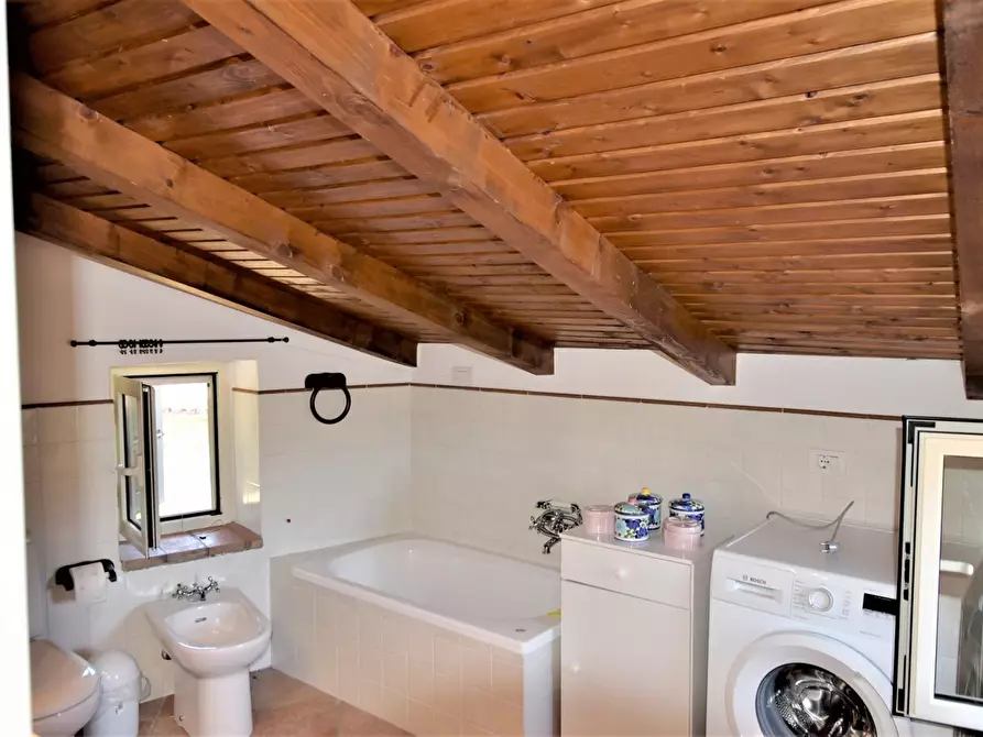 Immagine 18 di Casa indipendente in vendita  in Loc. Centomerli a Bobbio