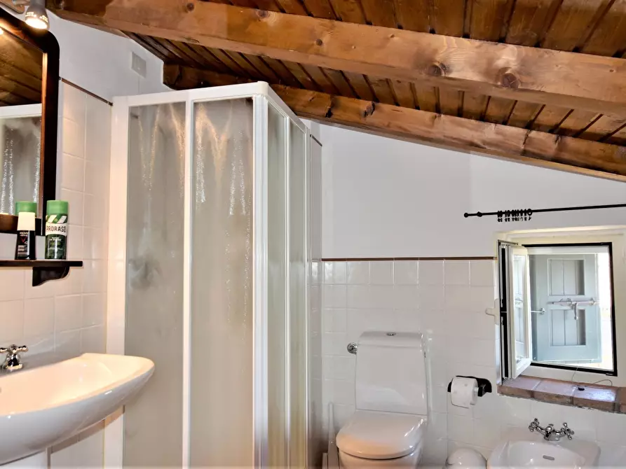 Immagine 19 di Casa indipendente in vendita  in Loc. Centomerli a Bobbio