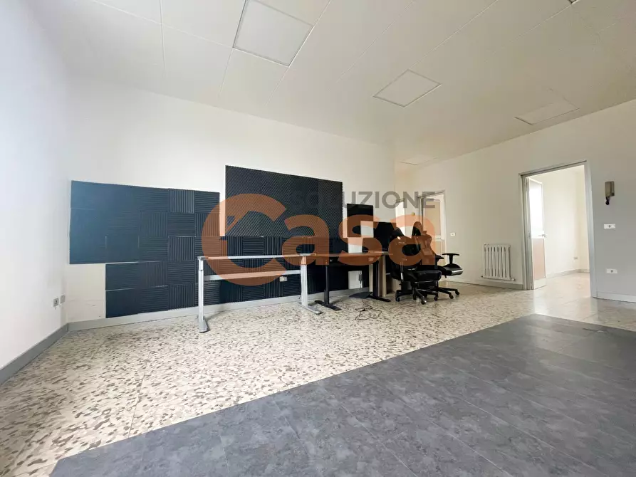 Immagine 2 di Ufficio in affitto  in Via Coppalati a Piacenza