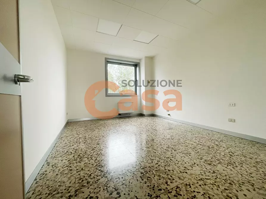 Immagine 9 di Ufficio in affitto  in Via Coppalati a Piacenza