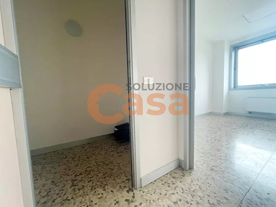 Immagine 10 di Ufficio in affitto  in Via Coppalati a Piacenza