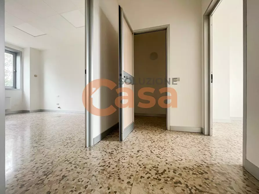 Immagine 11 di Ufficio in affitto  in Via Coppalati a Piacenza