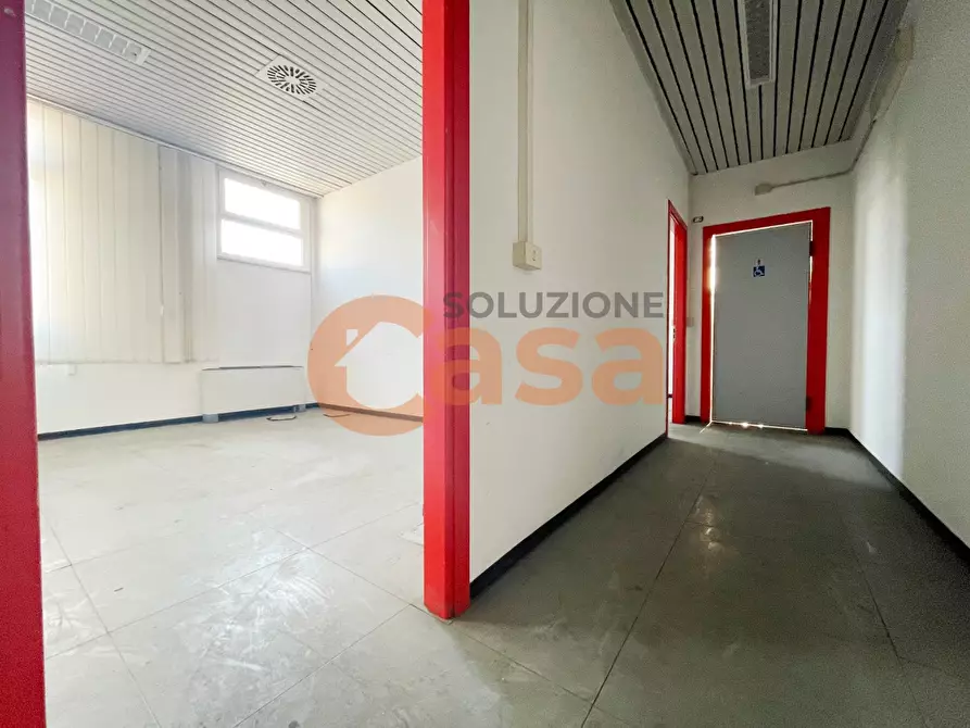 Immagine 9 di Ufficio in affitto  in Via Veneto a Piacenza
