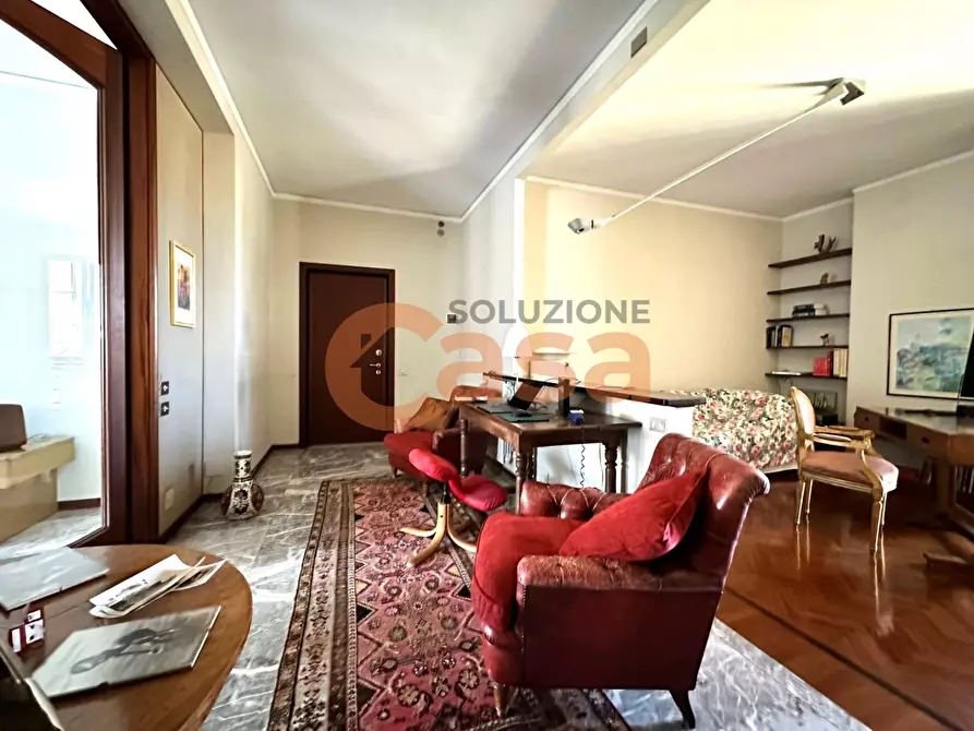 Immagine 3 di Appartamento in vendita  in Stradone Farnese a Piacenza