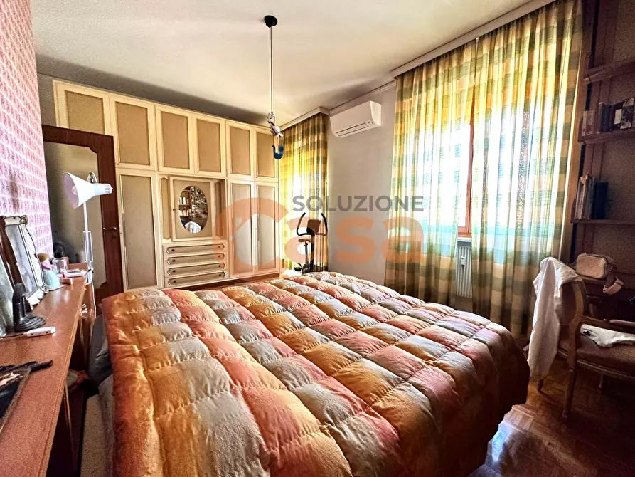 Immagine 9 di Appartamento in vendita  in Stradone Farnese a Piacenza