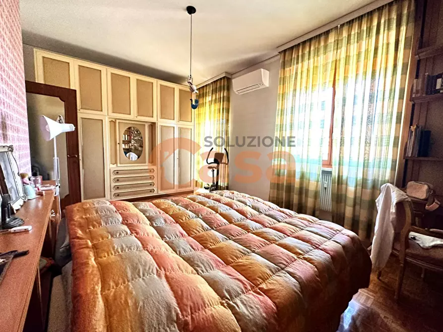 Immagine 11 di Appartamento in vendita  in Stradone Farnese a Piacenza