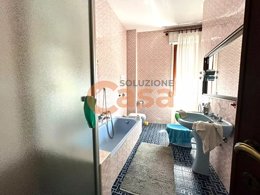 Immagine 15 di Appartamento in vendita  in Stradone Farnese a Piacenza