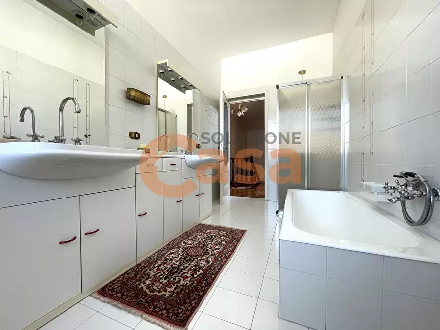 Immagine 28 di Villa in vendita  in via Nure a Agazzano