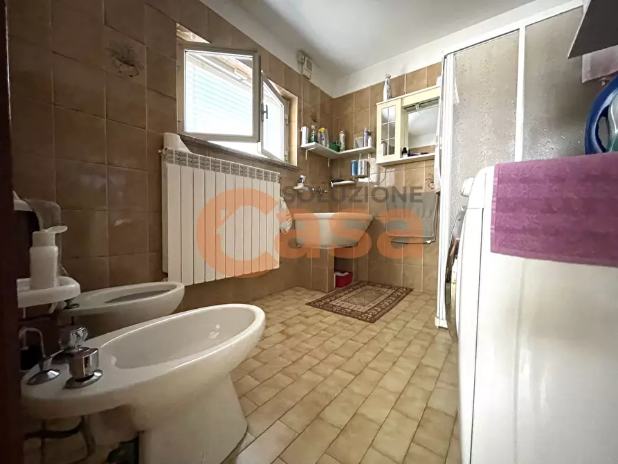 Immagine 37 di Villa in vendita  in via Nure a Agazzano