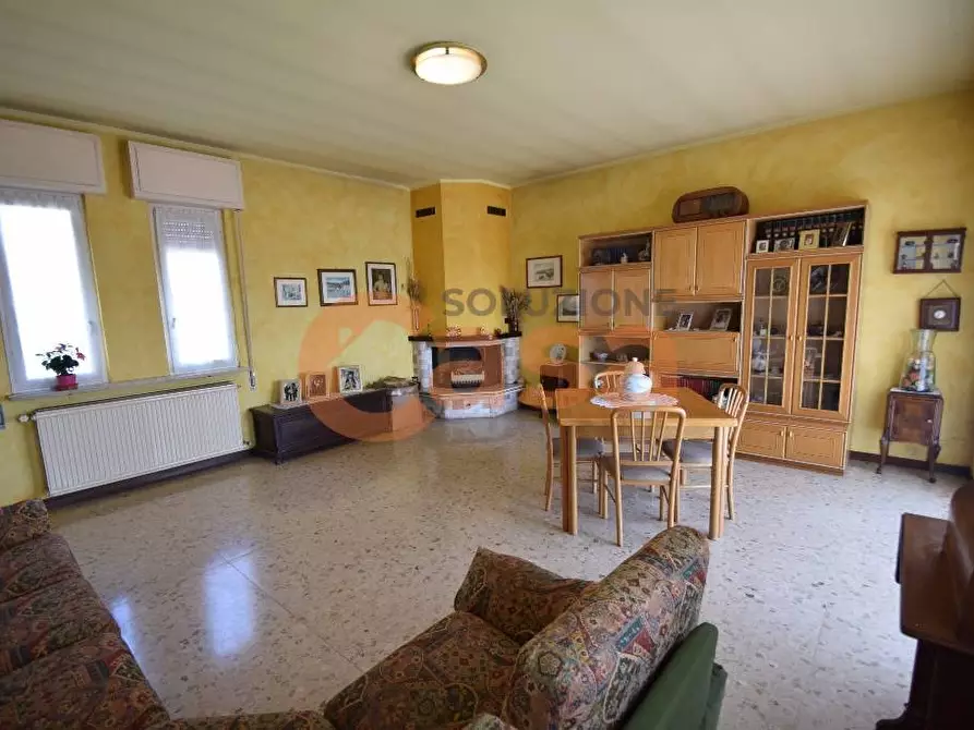 Immagine 23 di Villa in vendita  in Via Vallazza a Caselle Landi