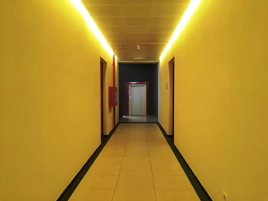 Immagine 4 di Ufficio in affitto  in Corso Europa a Piacenza