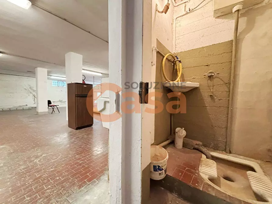 Immagine 11 di Capannone industriale in vendita  in Via Toscanini a Piacenza