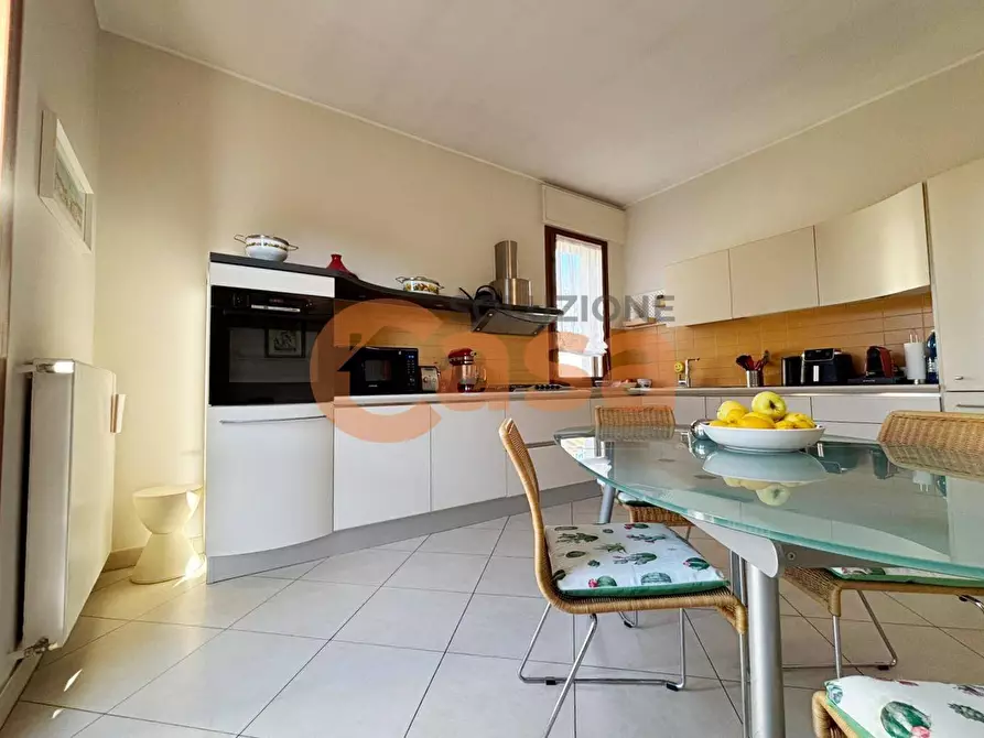 Immagine 8 di Villa in vendita  in Via Ansaldi a Piacenza