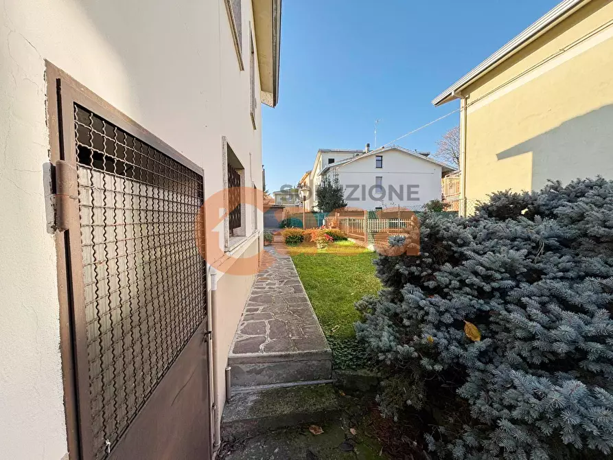 Immagine 32 di Villa in vendita  in Via Ansaldi a Piacenza