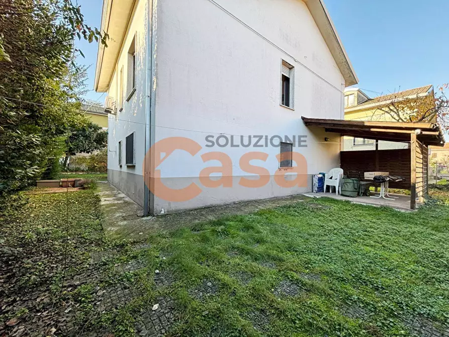 Immagine 39 di Villa in vendita  in Via Ansaldi a Piacenza