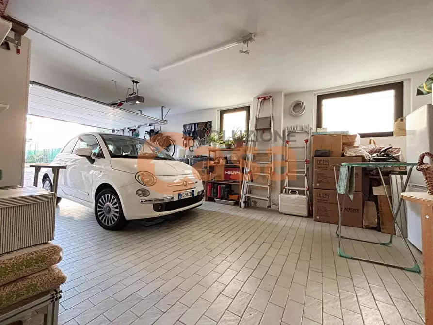 Immagine 31 di Villa in vendita  in Via Ansaldi a Piacenza