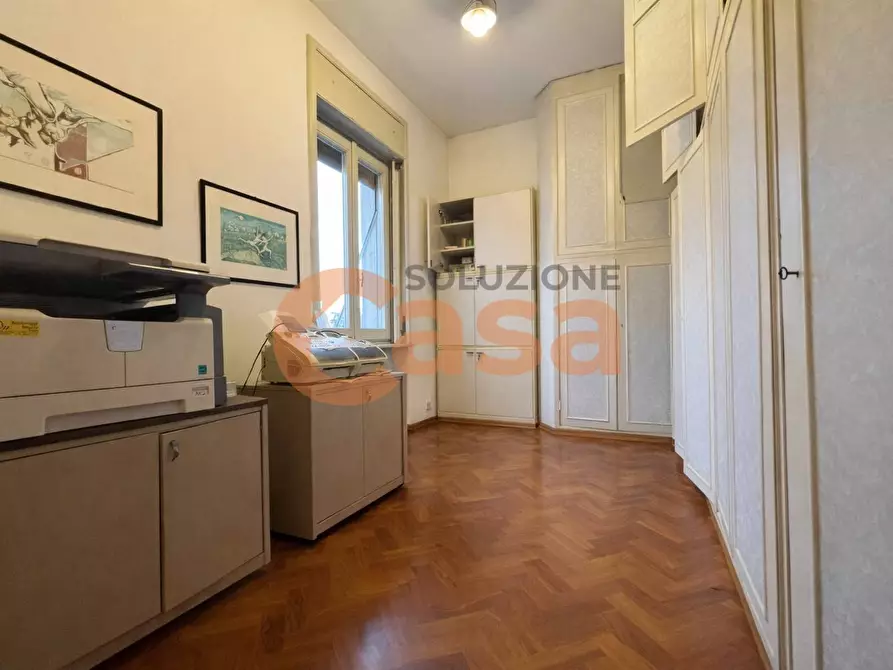 Immagine 9 di Appartamento in vendita  in Stradone Farnese a Piacenza