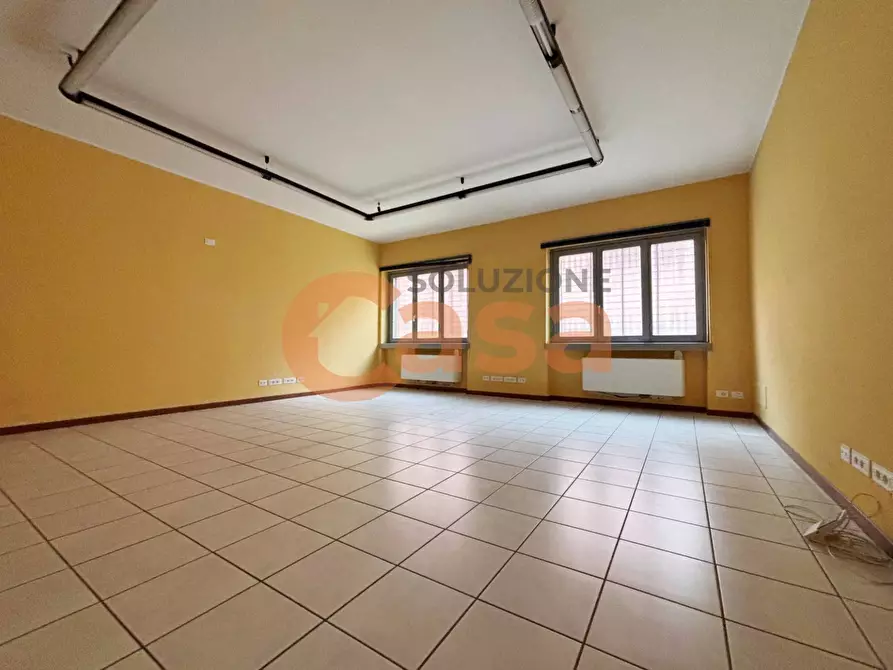 Immagine 5 di Ufficio in affitto  in Via Calciati a Piacenza