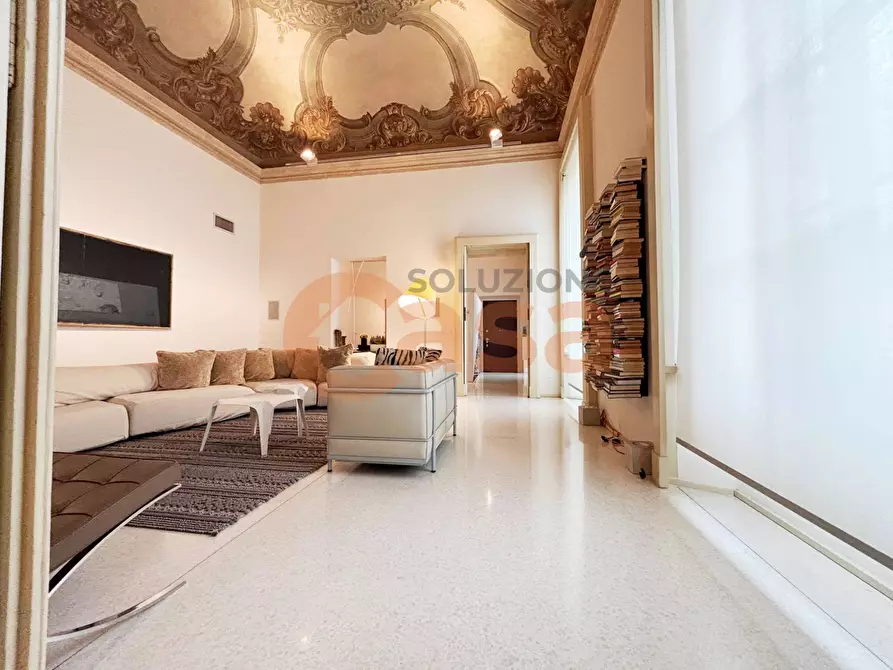 Immagine 12 di Appartamento in vendita  in Piazza Sant'Antonino a Piacenza