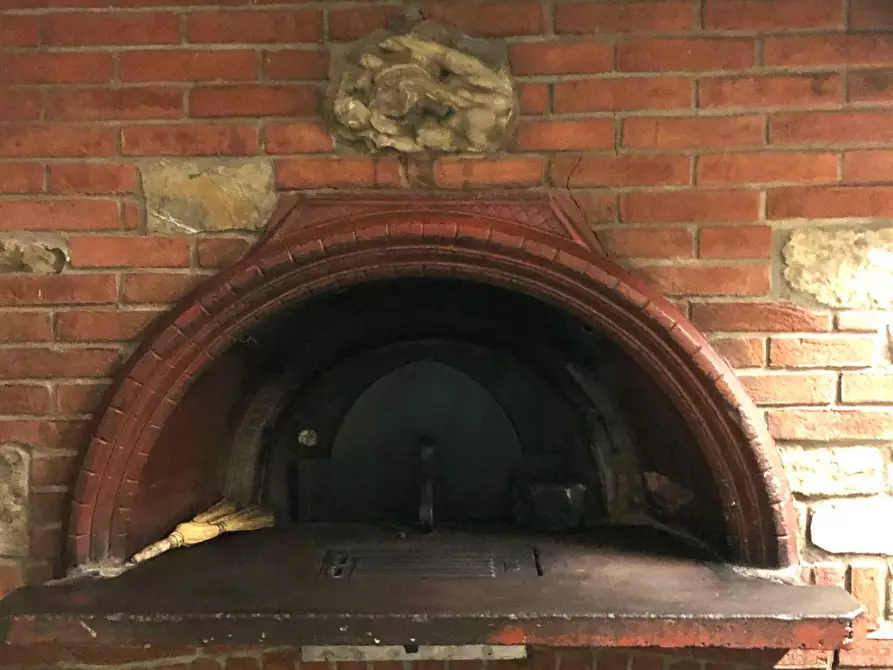 Immagine 7 di Locale commerciale in affitto  in Via Roma a Gropparello