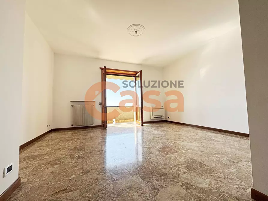 Immagine 2 di Appartamento in vendita  in Via Einaudi a Piacenza